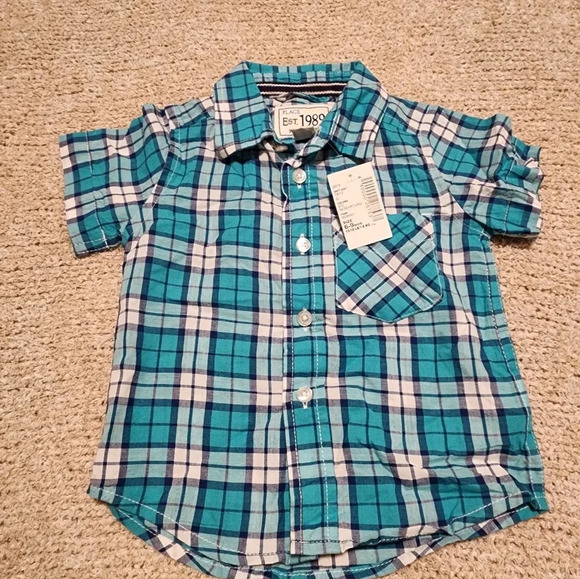 The children's place lot of 2 boys collared shirts size 6 to 9mos NWT - Picture 3 of 4